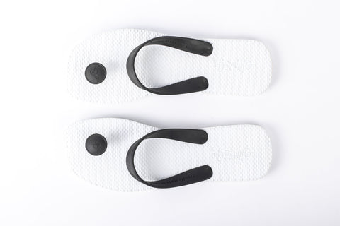 PADUKA Women’s Slipper WHITE