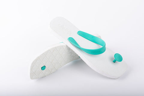 PADUKA Women’s Slipper WHITE