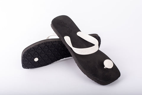 PADUKA Women’s Slipper BLACK
