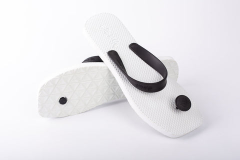PADUKA Women’s Slipper WHITE