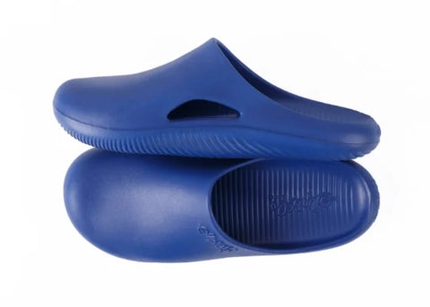 KIKZ Women’s Clog