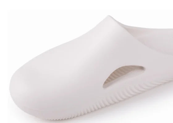 KIKZ Women’s Clog