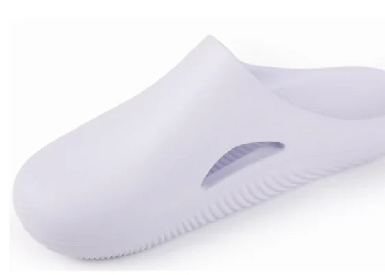 KIKZ Women’s Clog