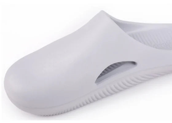 KIKZ Women’s Clog