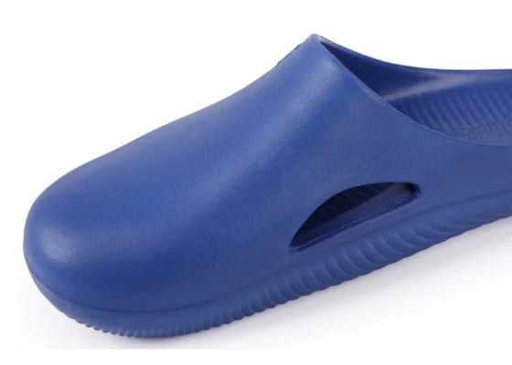 KIKZ Women’s Clog